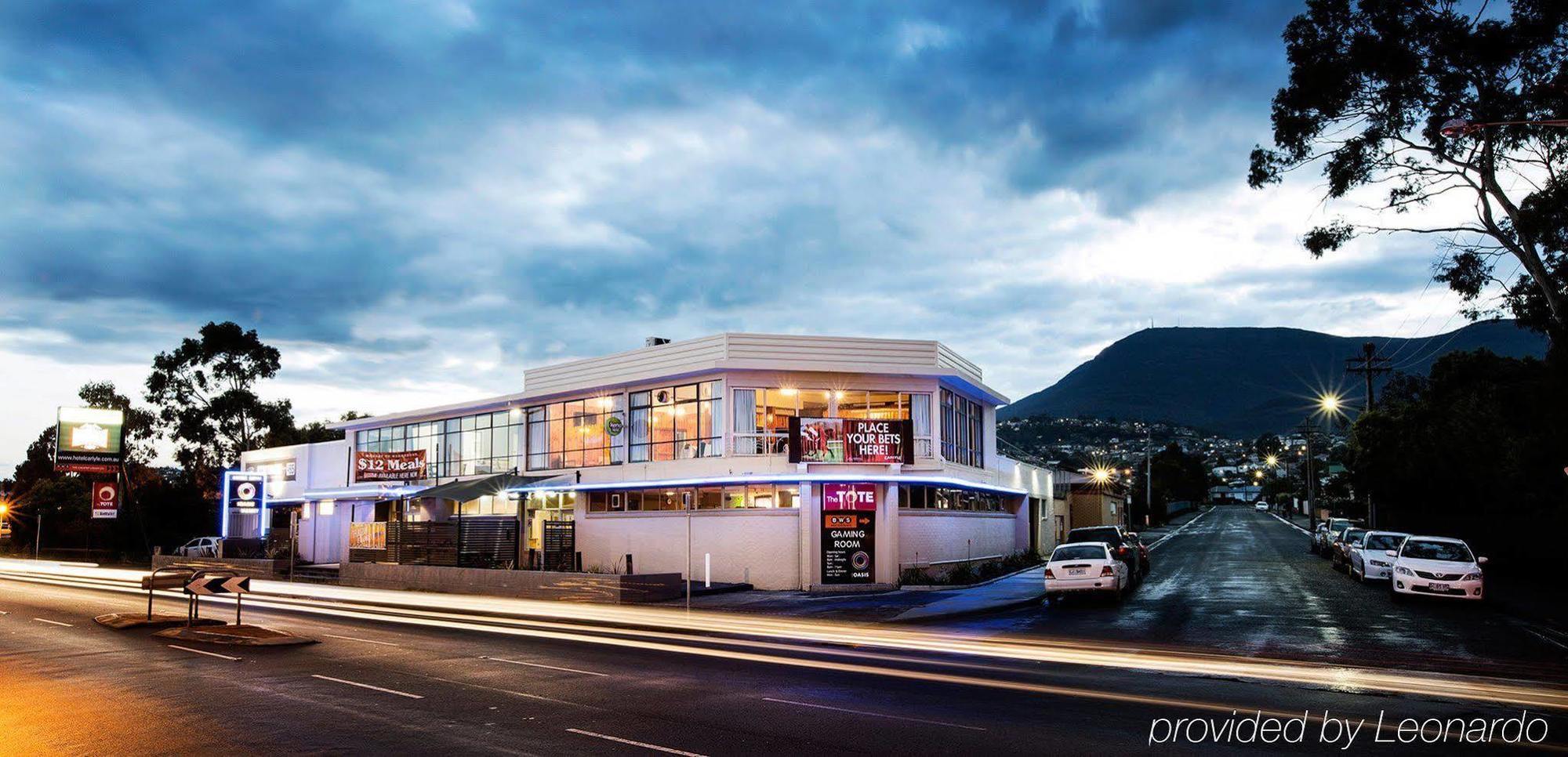 Nightcap At Carlyle Hotel Derwent Park Exteriör bild